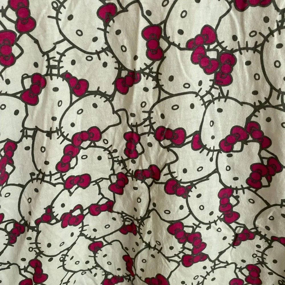 Sanrio Hello Kitty nightgown with bows on the back - Picture 2 of 5